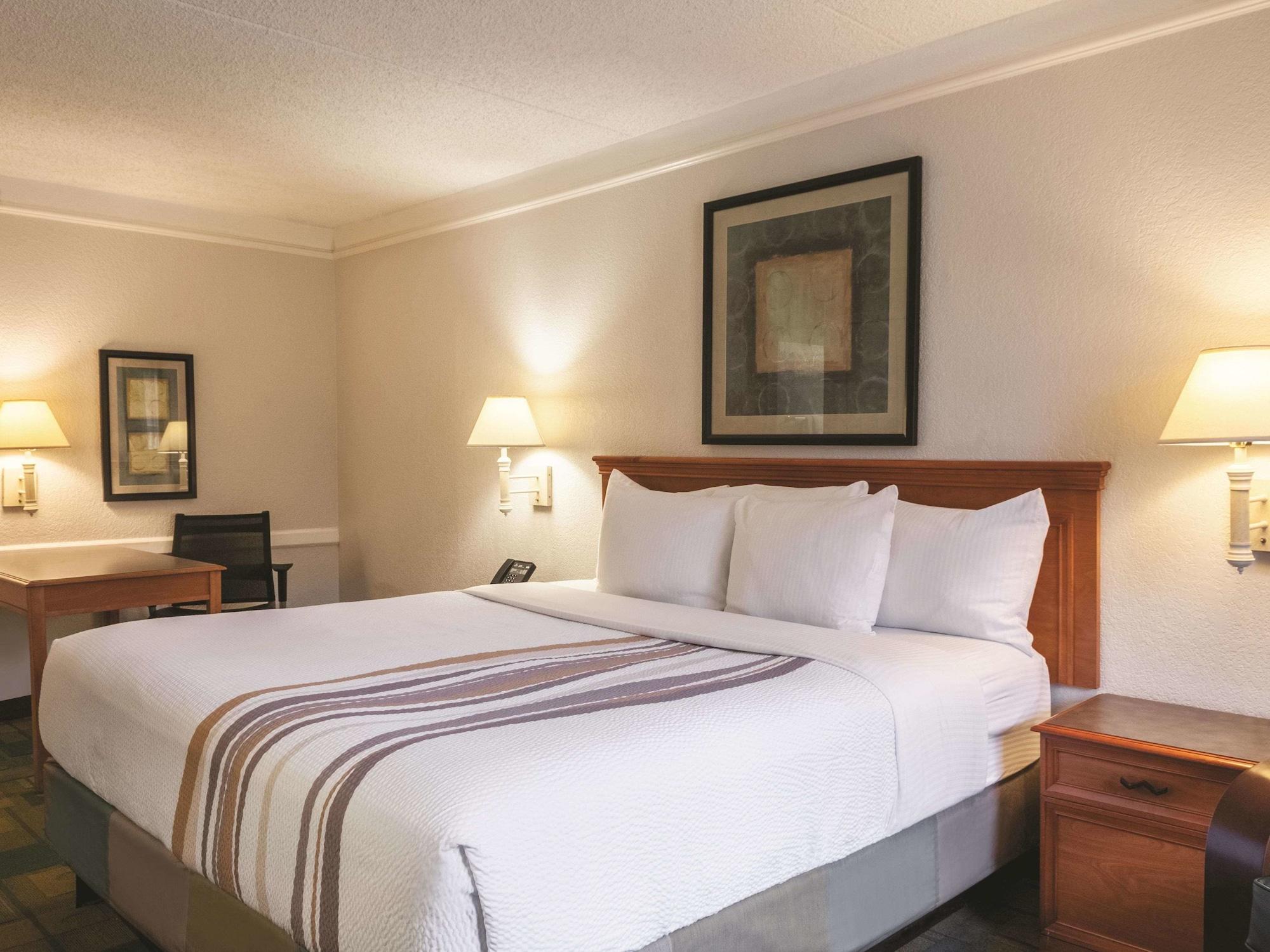 La Quinta Inn By Wyndham New Orleans West Bank / Гретна Екстериор снимка