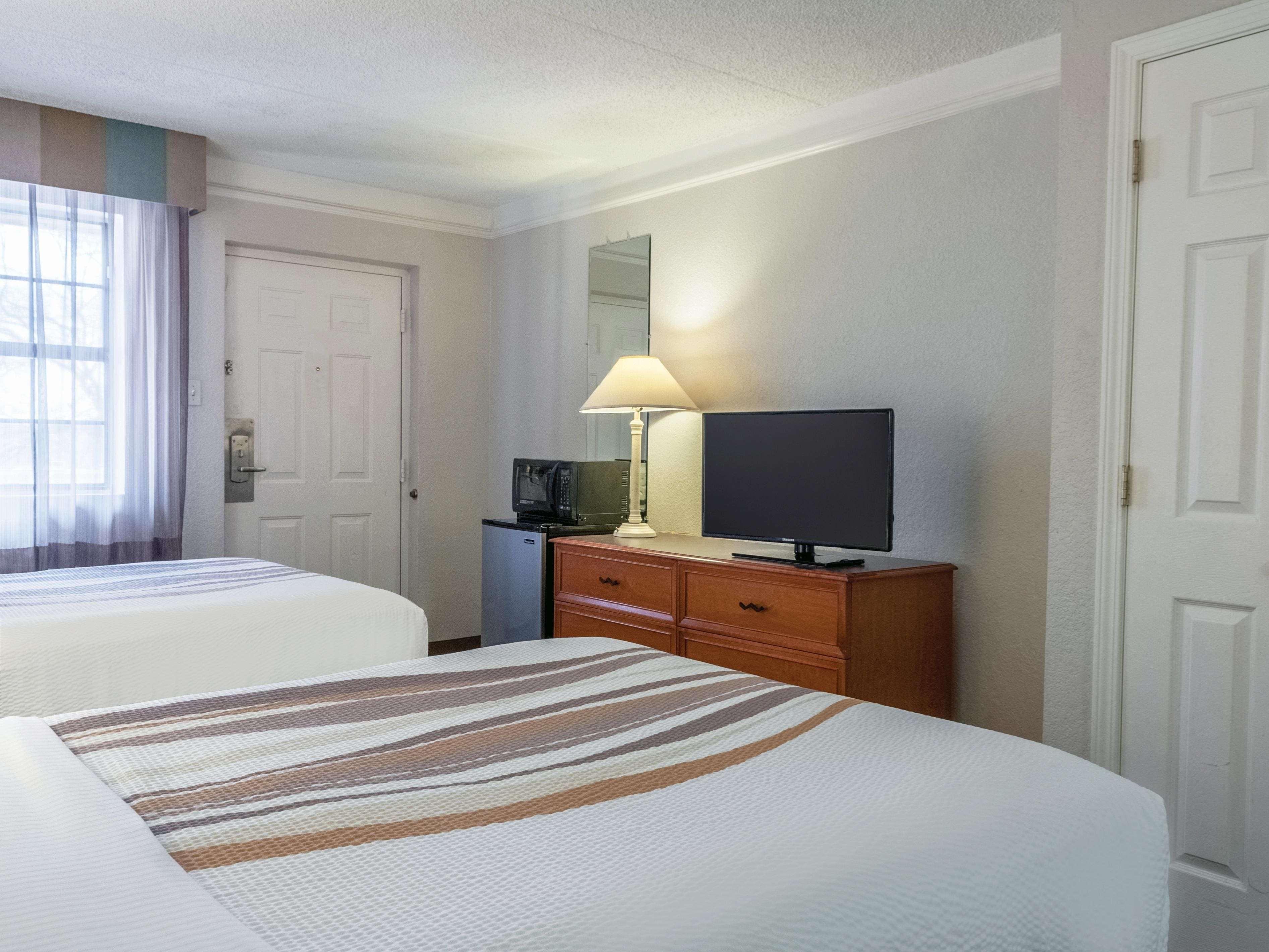 La Quinta Inn By Wyndham New Orleans West Bank / Гретна Екстериор снимка