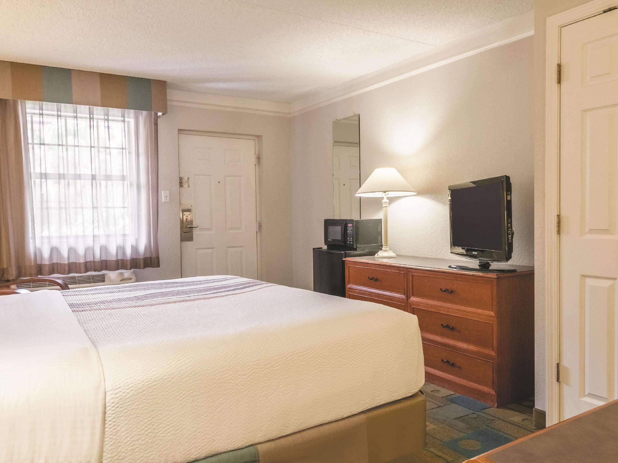 La Quinta Inn By Wyndham New Orleans West Bank / Гретна Екстериор снимка